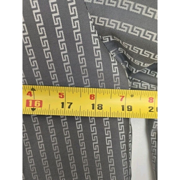 Versace Classic V2 Mens 42 Grey Geometric Button-Up Dress Italy Dress Casual - Picture 8 of 9